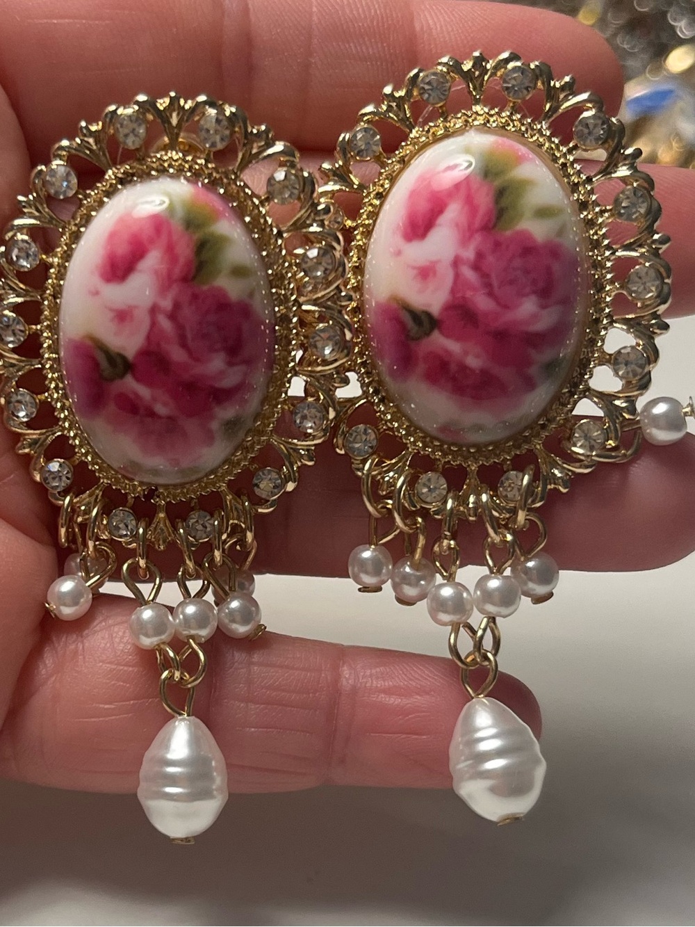 Vintage Inspired Floral Cameo Faux Pearl Drop Earrings